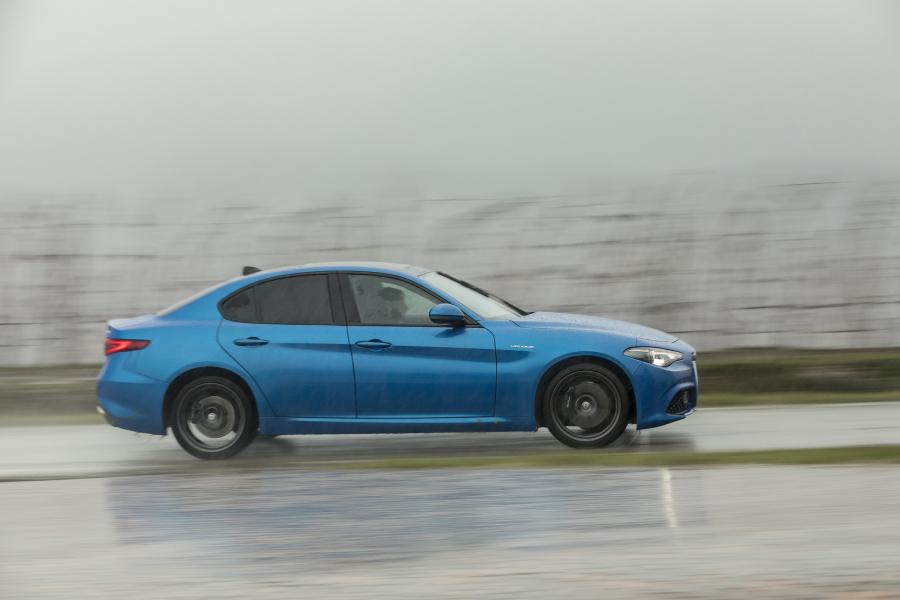  Alfa Romeo Giulia Veloce Q4 (952) 2016 года  (фото 18 из 45)